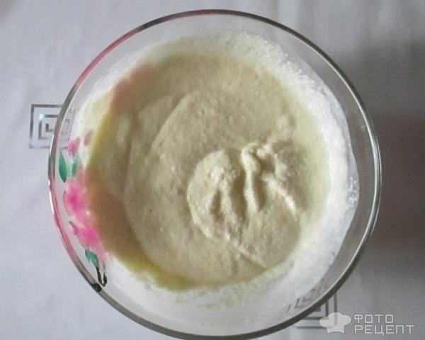 Рецепт: Пирог на кефире - с манкой и смородиновым вареньем Рецепт: Пирог на кефире - с манкой и смородиновым вареньем
