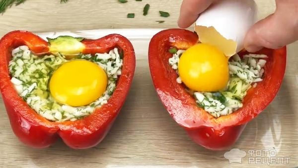 Рецепт: За печенные перцы с сыром в духовке - Сытный завтрак на скорую руку Рецепт: За печенные перцы с сыром в духовке - Сытный завтрак на скорую руку