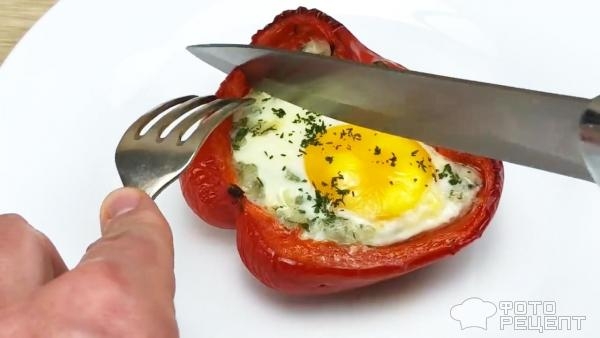 Рецепт: За печенные перцы с сыром в духовке - Сытный завтрак на скорую руку Рецепт: За печенные перцы с сыром в духовке - Сытный завтрак на скорую руку