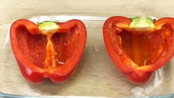 Рецепт: За печенные перцы с сыром в духовке - Сытный завтрак на скорую руку Рецепт: За печенные перцы с сыром в духовке - Сытный завтрак на скорую руку