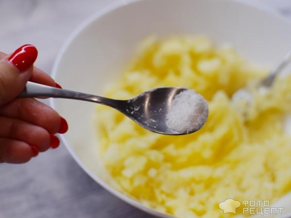 Рецепт: Жареные пирожки с картофелем - "Лапти" на сковороде. Вкусно и сытно! Рецепт: Жареные пирожки с картофелем - "Лапти" на сковороде. Вкусно и сытно!