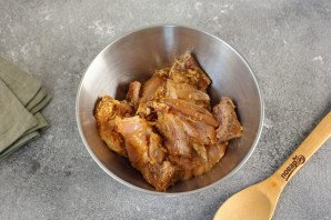 Курица с овощами в собственном соку Курица с овощами в собственном соку