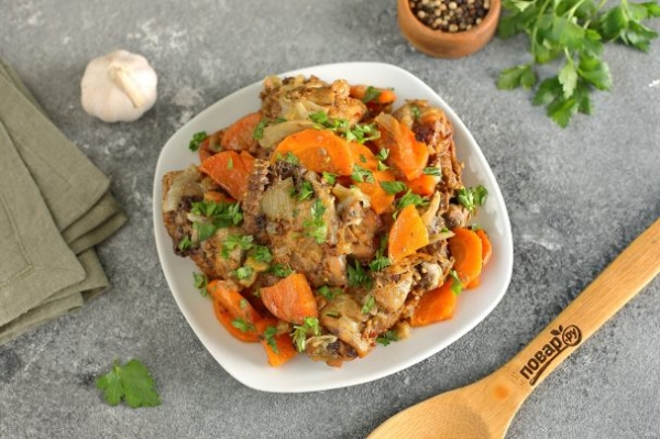 Курица с овощами в собственном соку Курица с овощами в собственном соку