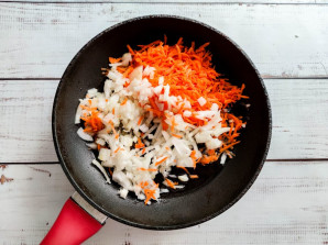 Томатный суп с курицей и рисом Томатный суп с курицей и рисом