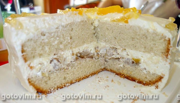 Торт с грушей и творожным кремом в мультиварке