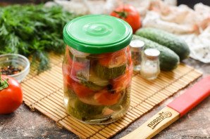 Салат с огурцами и помидорами на зиму Салат с огурцами и помидорами на зиму