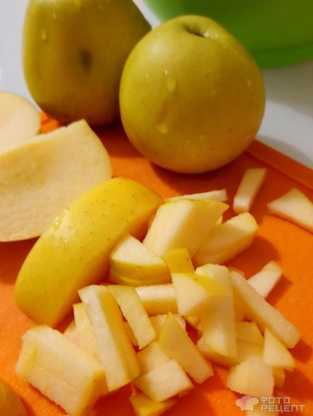 Рецепт: Мини-шарлотка - Шоколадная мини-шарлотка с кусочками яблок, в виде кексиков, в микроволновке. Рецепт: Мини-шарлотка - Шоколадная мини-шарлотка с кусочками яблок, в виде кексиков, в микроволновке.