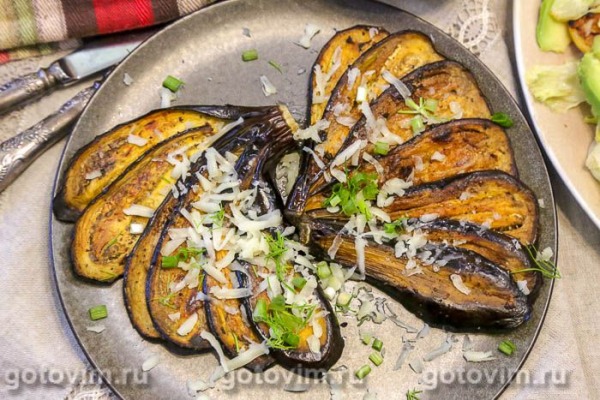 Баклажаны, запеченные по-средиземноморски Баклажаны, запеченные по-средиземноморски