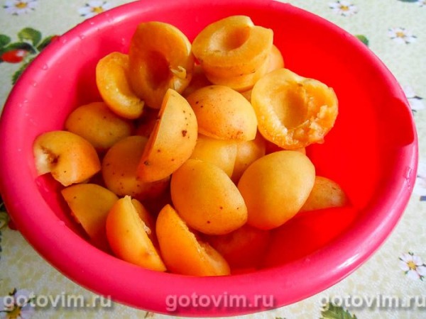 Варенье из абрикосов дольками со сливочным маслом Варенье из абрикосов дольками со сливочным маслом