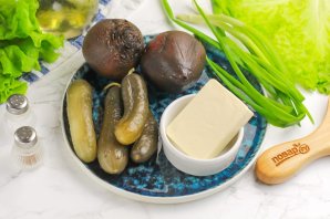 Салат из свеклы со сливочным сыром Салат из свеклы со сливочным сыром