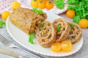 Рулет из фарша с грибами Рулет из фарша с грибами