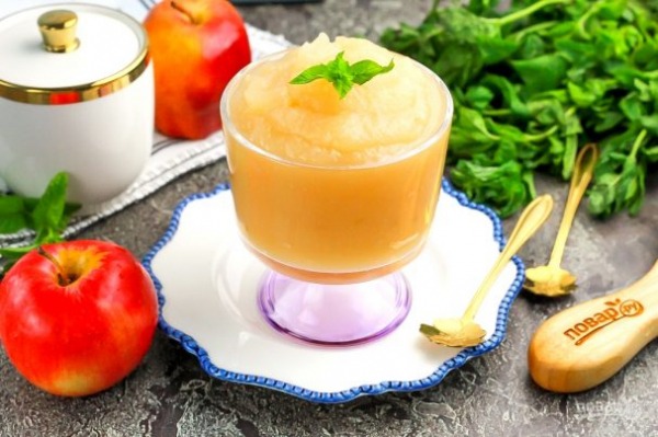 Пюре из яблок Пюре из яблок