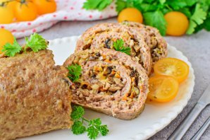 Рулет из фарша с грибами Рулет из фарша с грибами