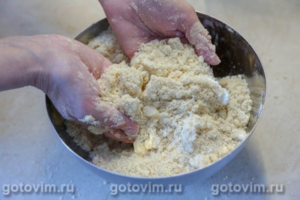 Итальянский песочный пирог с персиками и творогом Сбричолата (Sbriciolata) Итальянский песочный пирог с персиками и творогом Сбричолата (Sbriciolata)