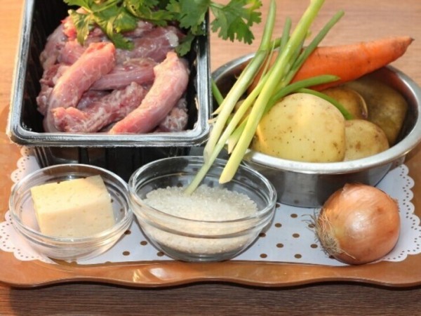 Cуп из куриных шеек с рисом Cуп из куриных шеек с рисом