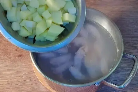 Cуп из куриных шеек с рисом Cуп из куриных шеек с рисом