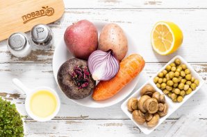 Винегрет с маринованными грибами Винегрет с маринованными грибами