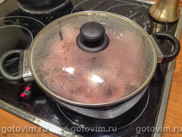 Стейк из свиной шейки с лимоном, перцем и чесноком на сковроде Стейк из свиной шейки с лимоном, перцем и чесноком на сковроде
