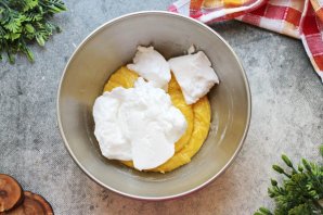 Маффины с черникой и абрикосами Маффины с черникой и абрикосами