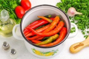 Острый перец маринованный Острый перец маринованный