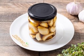 Маринованный чеснок по-корейски Маринованный чеснок по-корейски