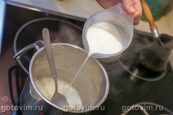 Лазанья с фрикадельками, овощным соусом и бешамель Лазанья с фрикадельками, овощным соусом и бешамель