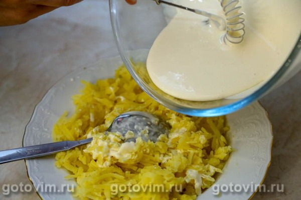 Рулет селедка под шубой (с желатином) Рулет селедка под шубой (с желатином)