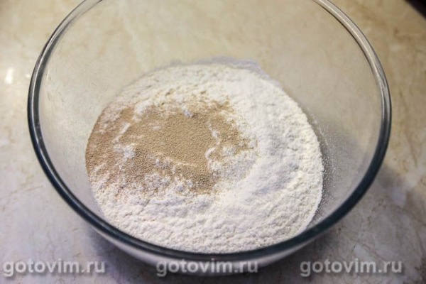 Оладьи с тыквой и изюмом