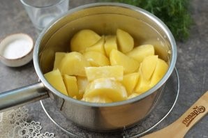 Ёлочки из картофельного пюре Ёлочки из картофельного пюре