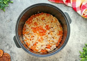 Рис с мясом в мультиварке
