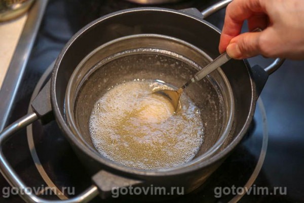 Рулет селедка под шубой (с желатином) Рулет селедка под шубой (с желатином)