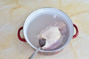 Заливное из курицы с желатином Заливное из курицы с желатином