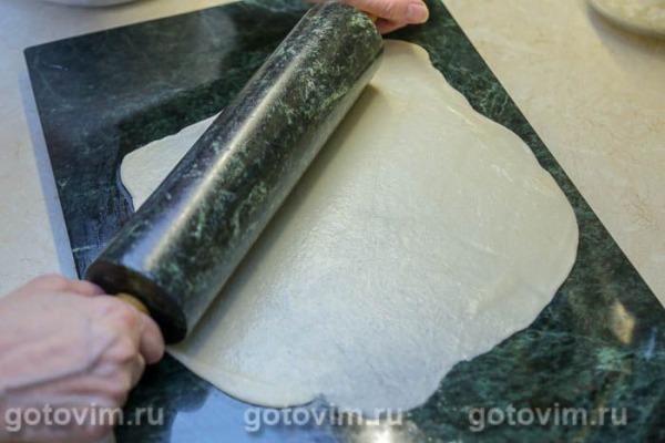 Мини-чебуреки посикунчики с кальмарами