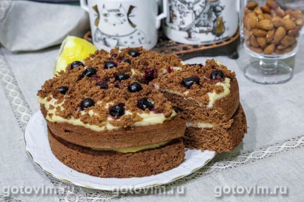 Шоколадный торт с яблочным заварным кремом в микроволновке